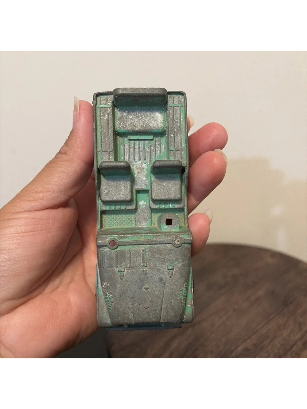 Tootsie toy army jeep from 1960s 5